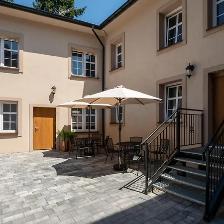 Platinum 14 Apartment *